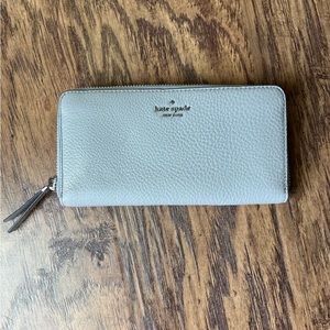 Kate Spade- Leila Large Continental Wallet